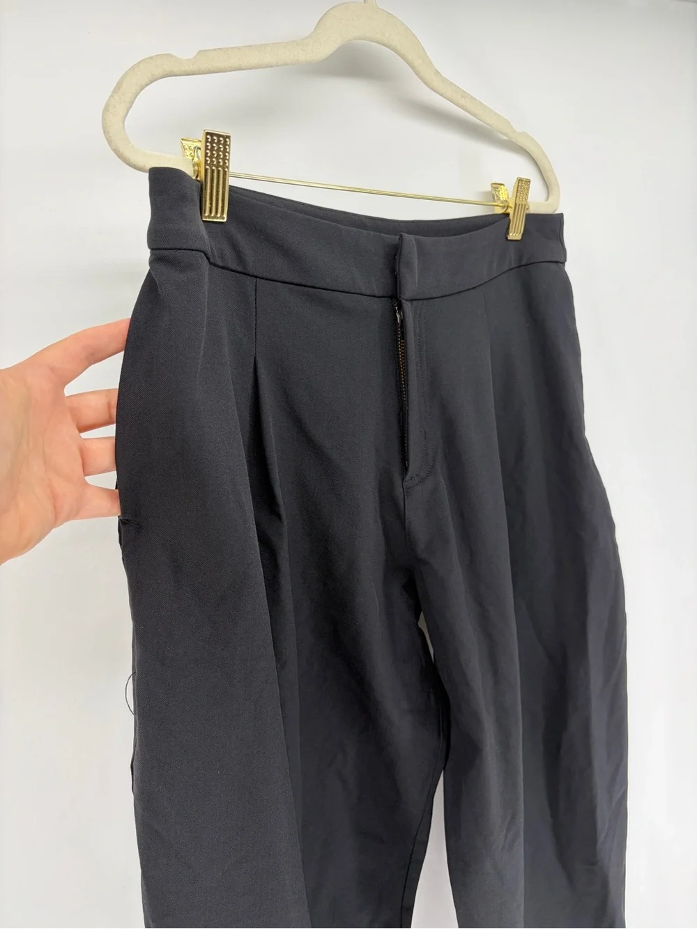 Lululemon Ankle Cuffed Pleated Trouser Rare Best fit M (10/12) see measurements